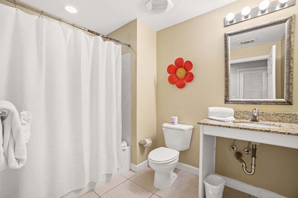Splash Beach Resort by Panhandle Getaways