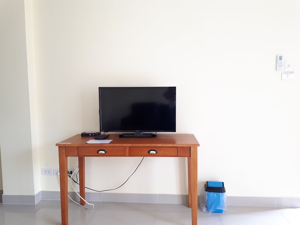 Wattana House
