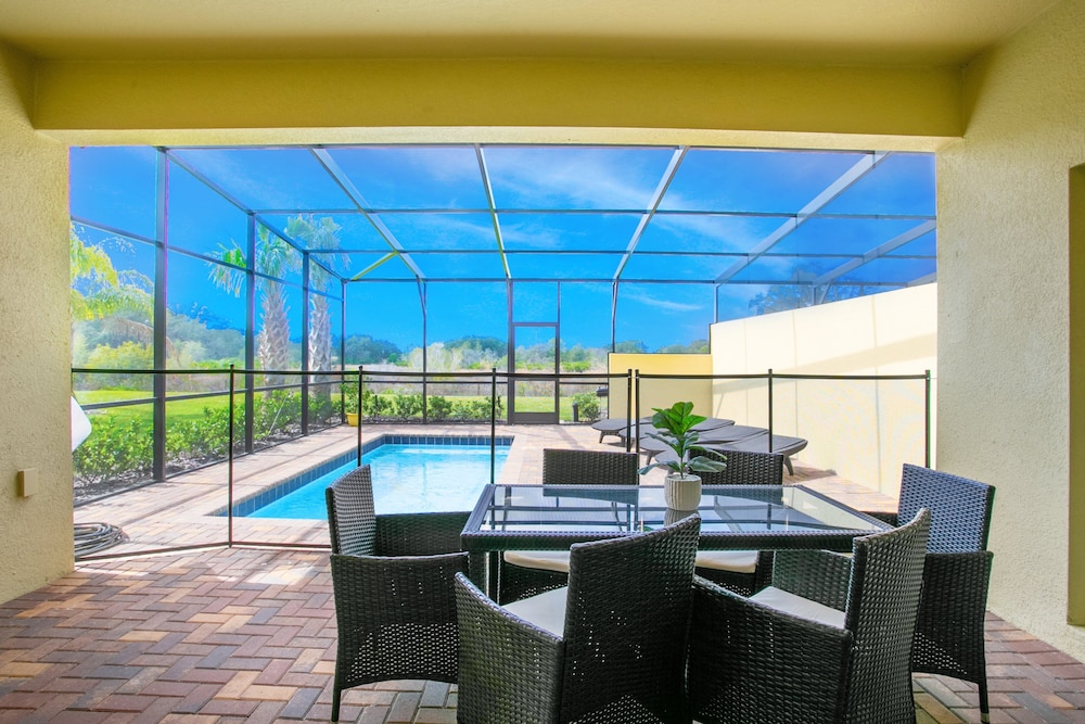 5 Bdrm 5 Bathrm Home at Solterra - Image 5