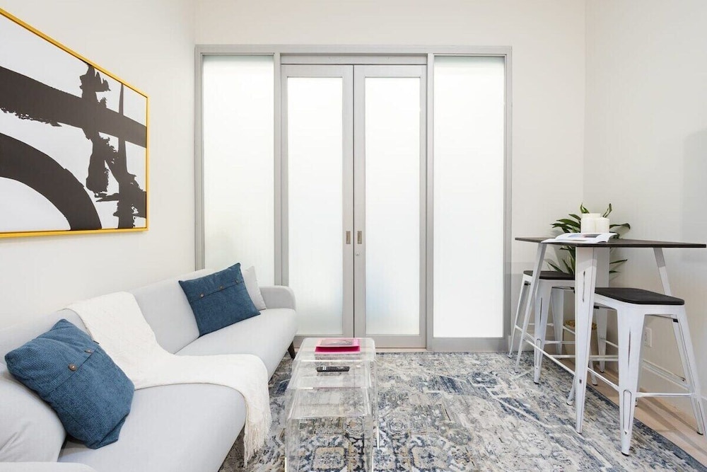317 UES Apartments