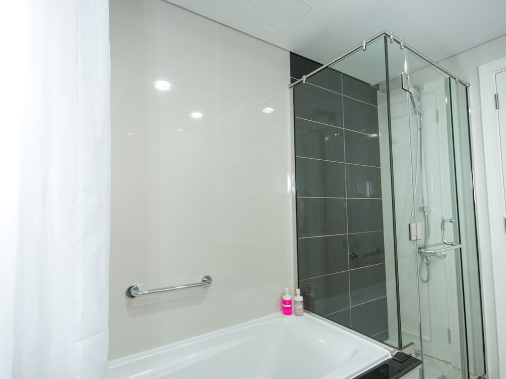 OSKENA Vacation Homes - Damac maison Dubai Mall Street