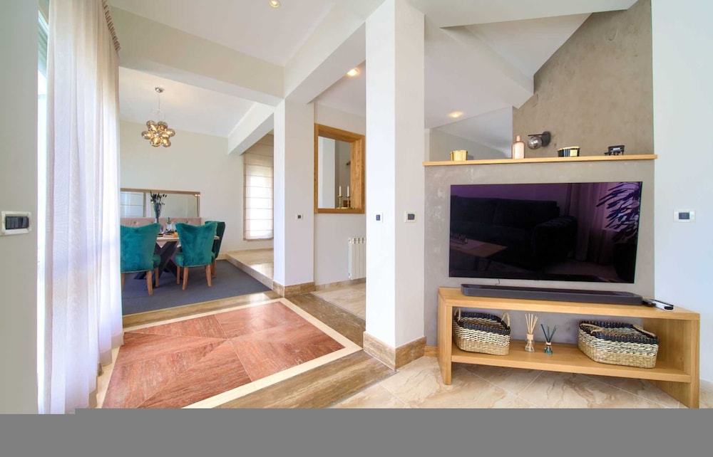 Villa Piano With sea View