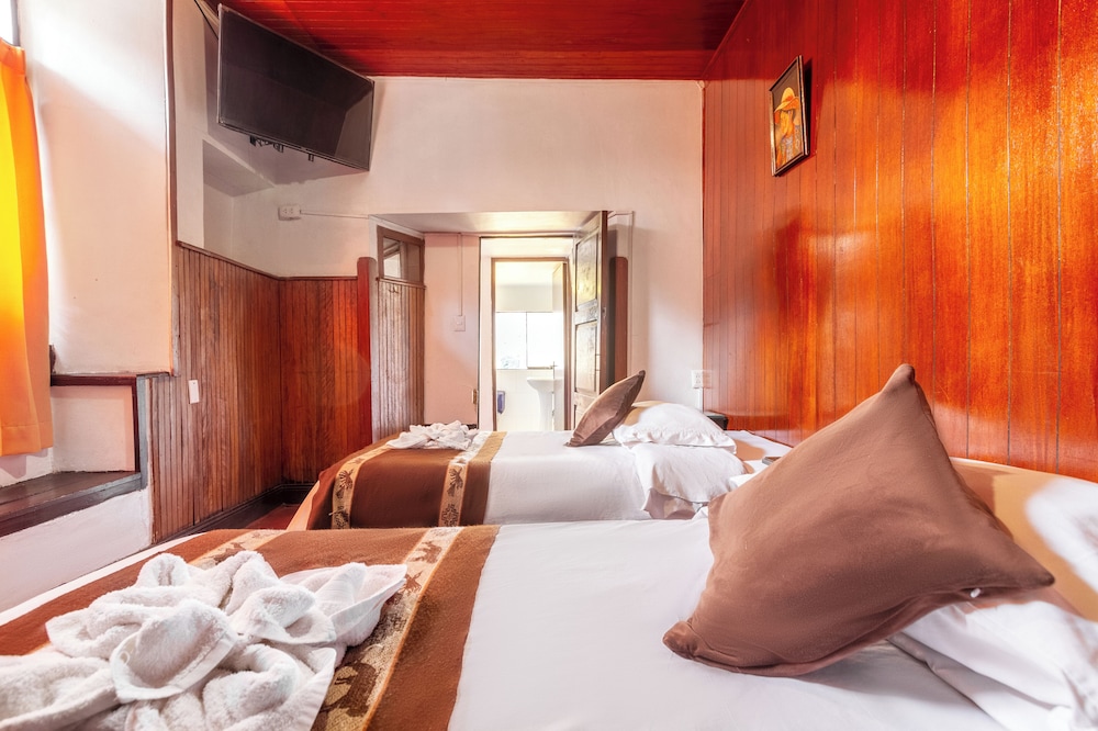 Hotel Campanario