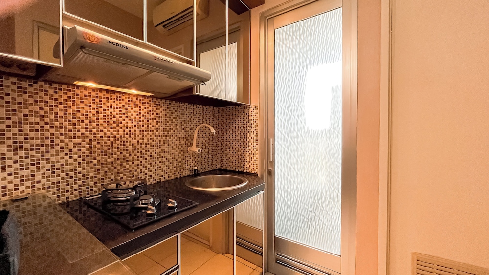 Simply 2Br Apartment At Green Bay Pluit