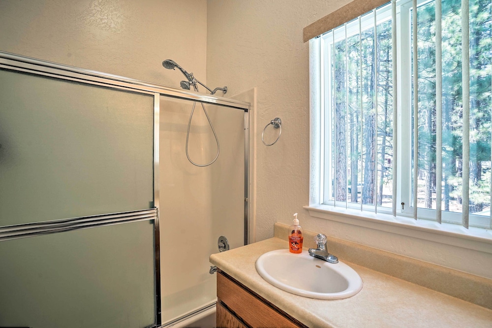 Lake Tahoe Vacations - South Lake Tahoe Home w/ Deck: 4 Mi to Heavenly! - Property Image 12