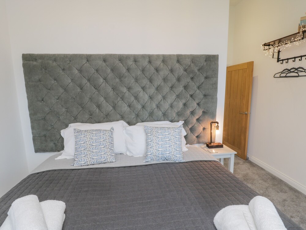 Foxton Penthouse