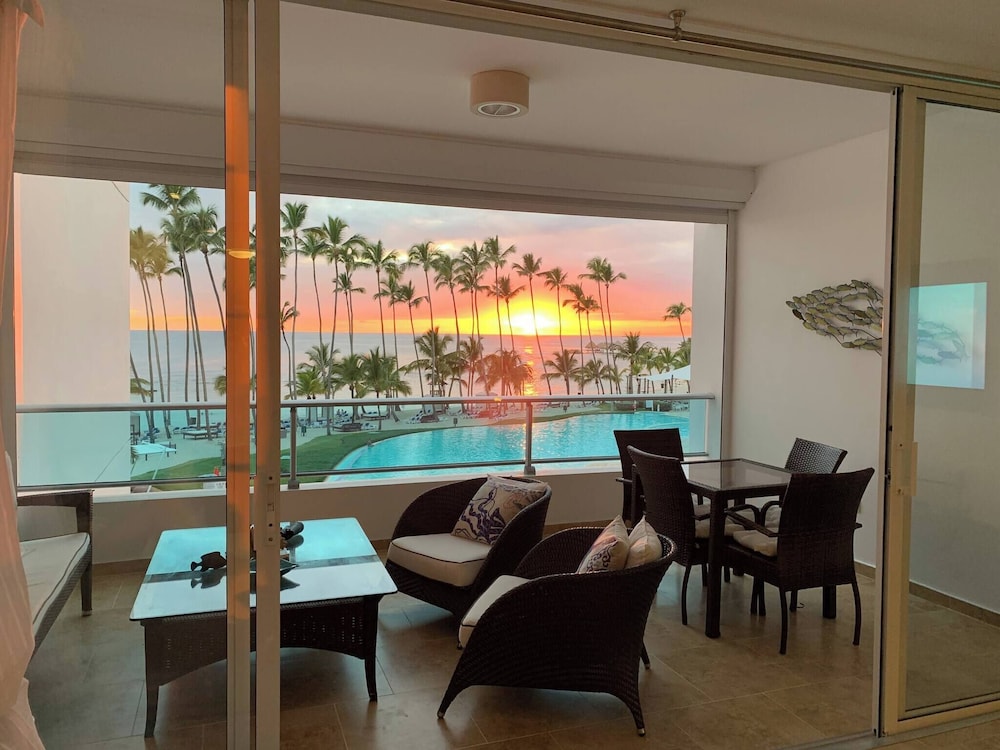 Beachfront Apartment Marbella, Juandolio