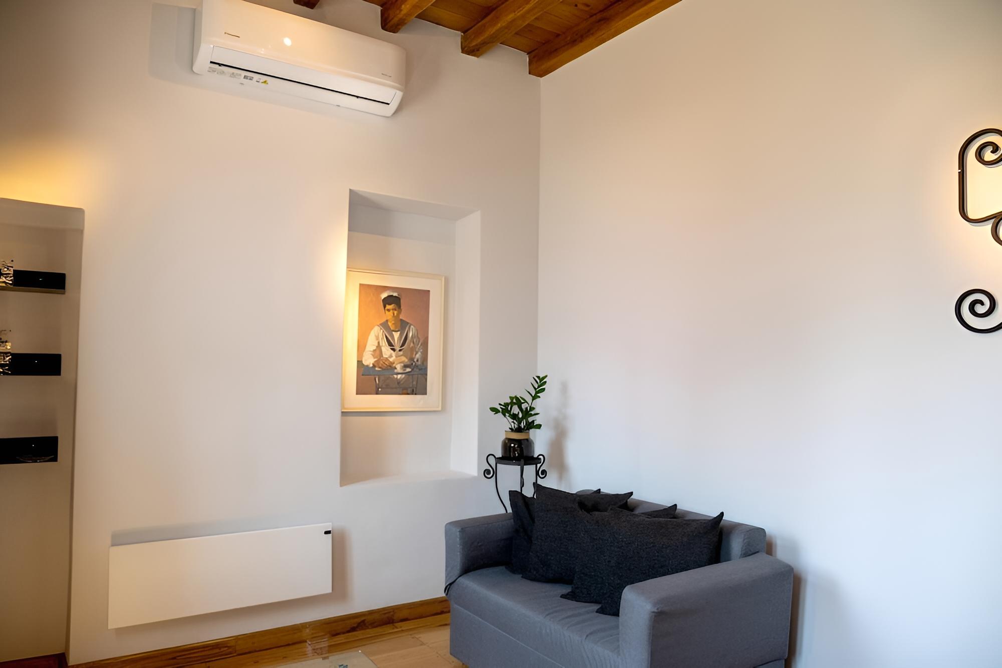 WIS Suite in Ermoupoli view 3