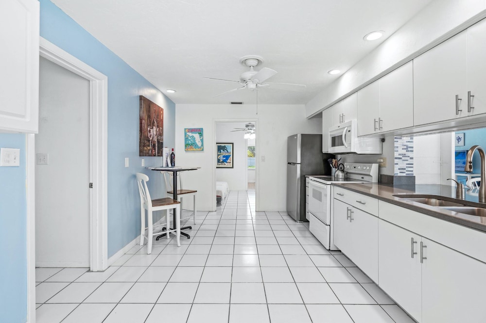 Sand Dollar Cottage