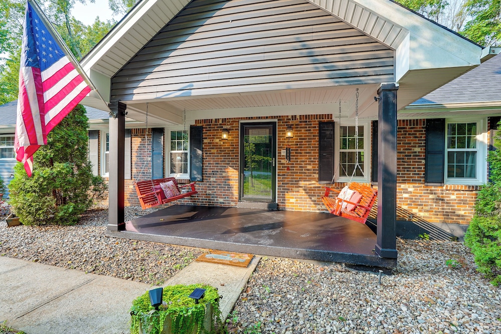 Otter Creek Rec Area On-site! Serene Family Home