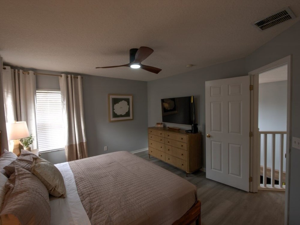 Six Bed Pool Villa In Resort -close To Disney! 6 Bedroom Villa