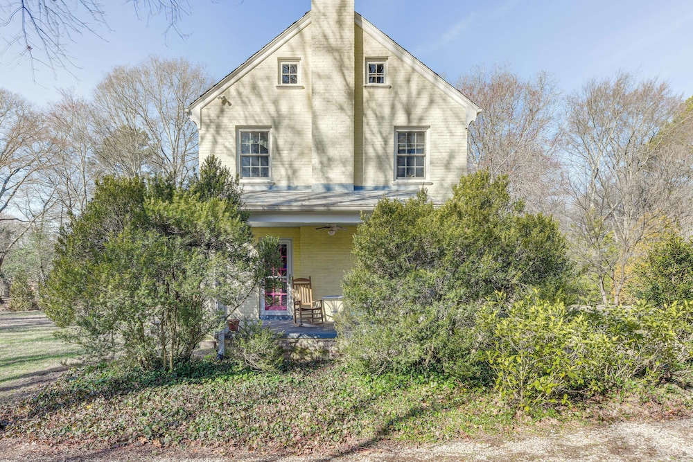 Historic Glen Allen Home ~ 11 Mi to Richmond! view 3