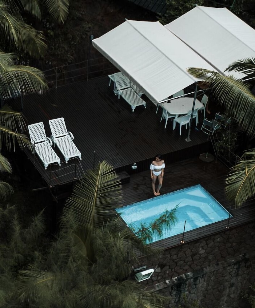 South Point Villas
