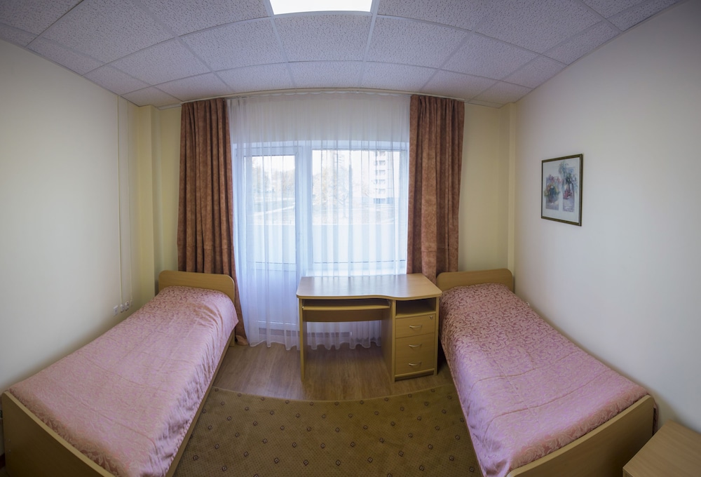 Voyage Hotel