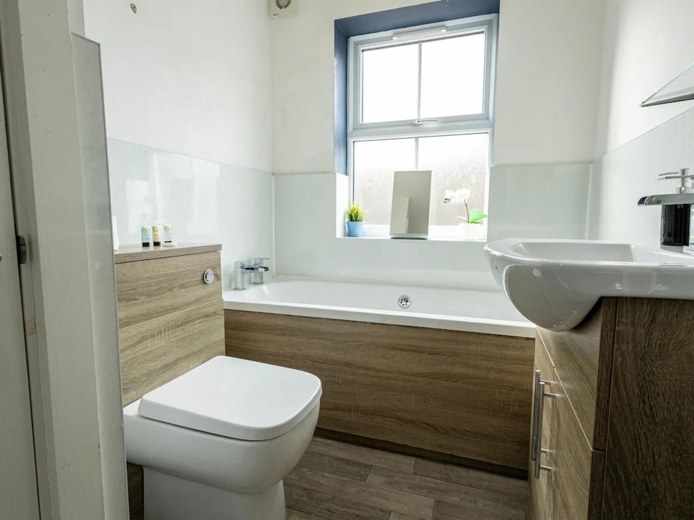 Two Bedrooms Near Hillsborough
