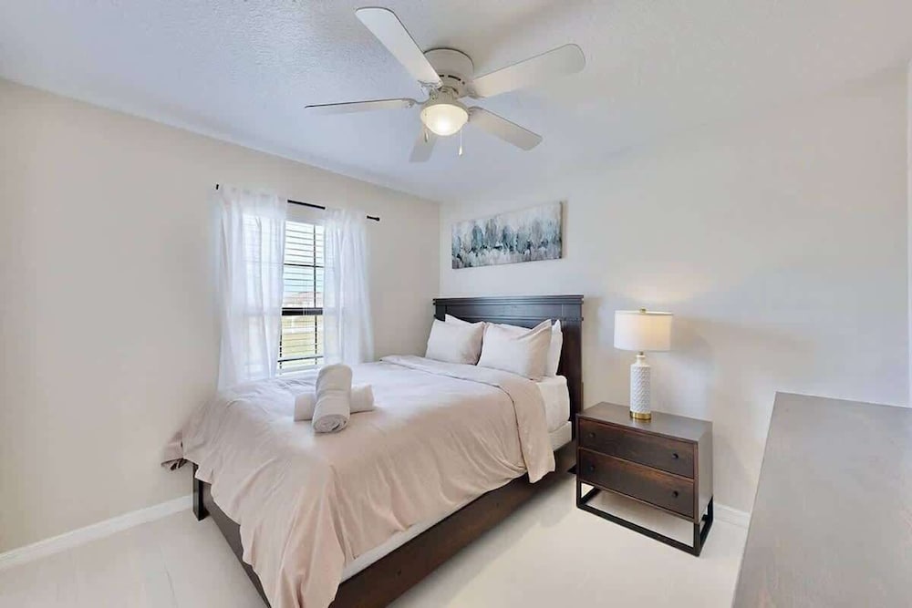 Brooksville Retreat! 3 Bed, 2 Bath!