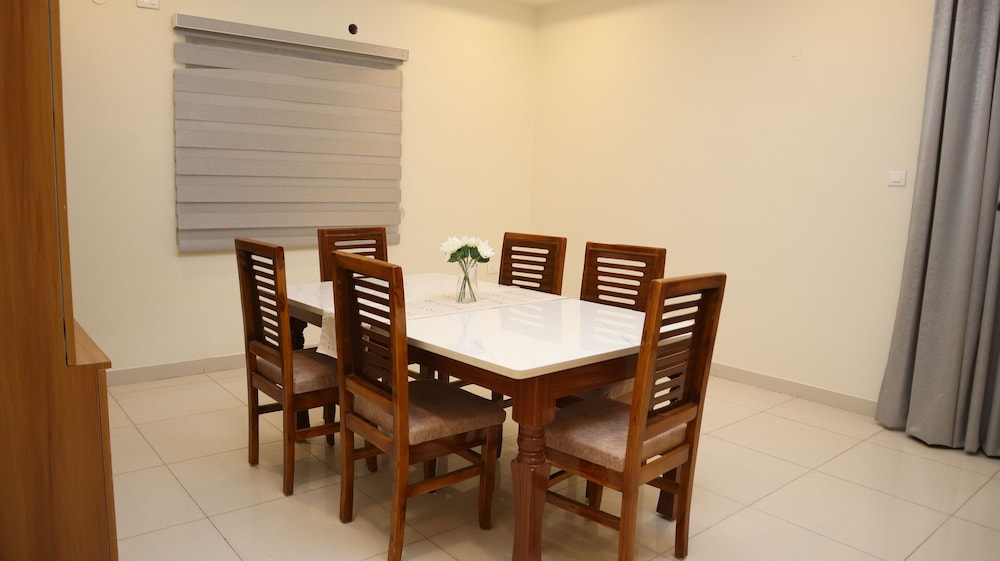 D Casa Suites