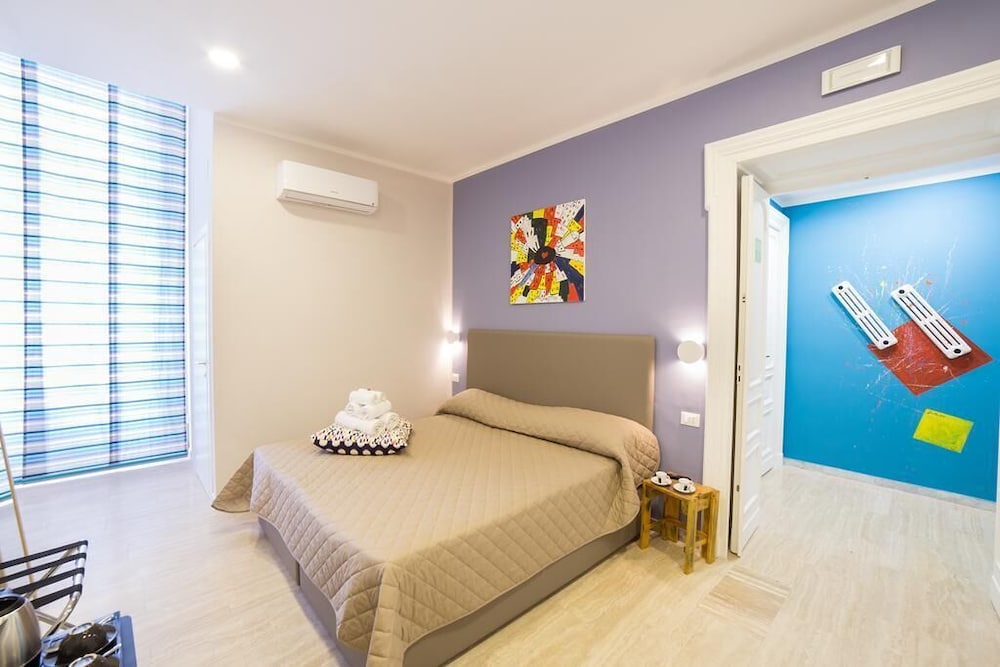 H. G. Boutique Toledo Napoli Centro by ClaPa Group Dislocated Hospitality