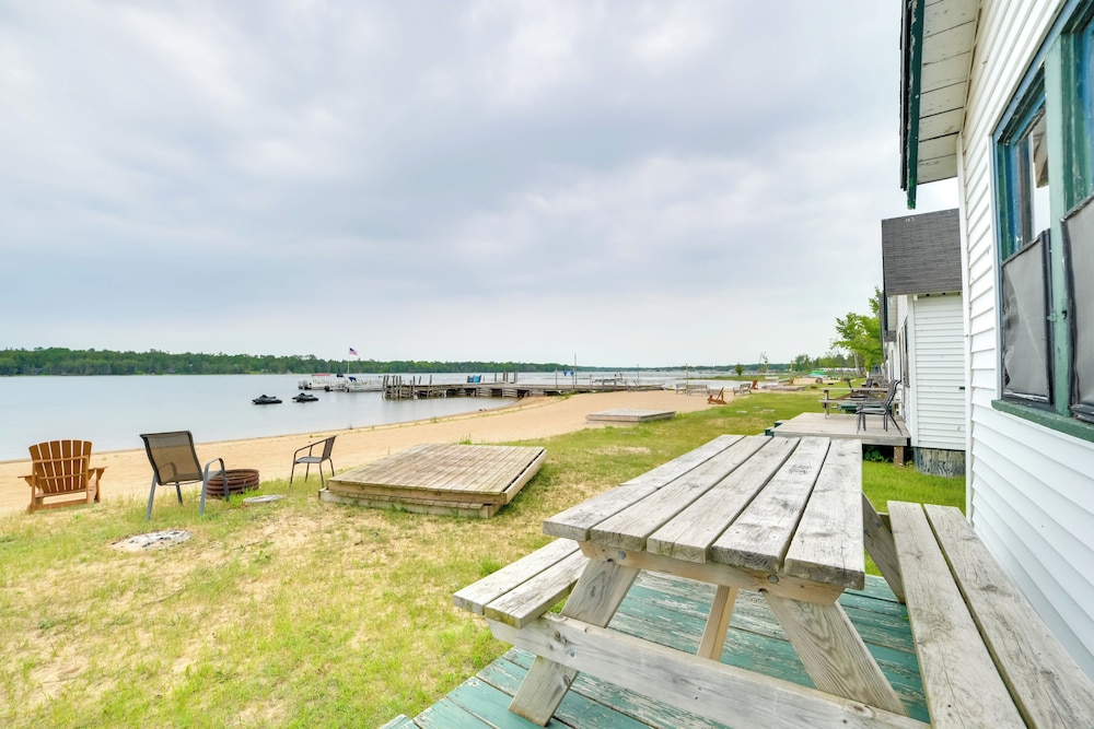 On Lake Huron: Pet-friendly Cabin in Cedarville!
