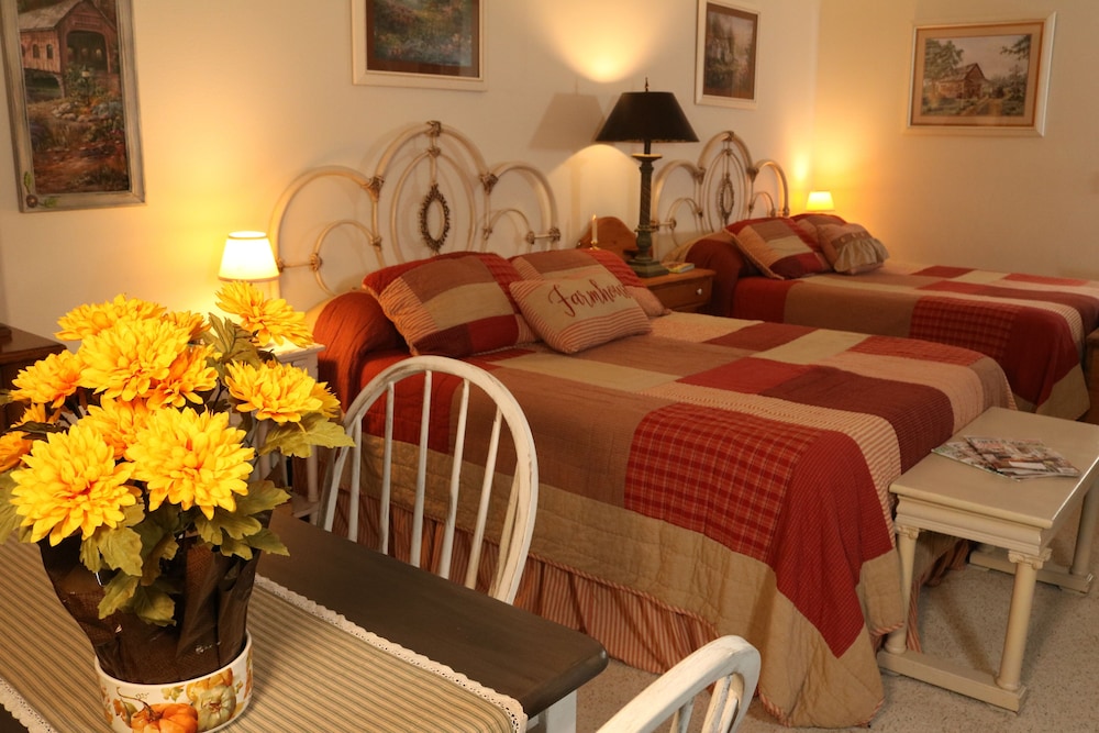 Crystal River Lullaby B&B view 3