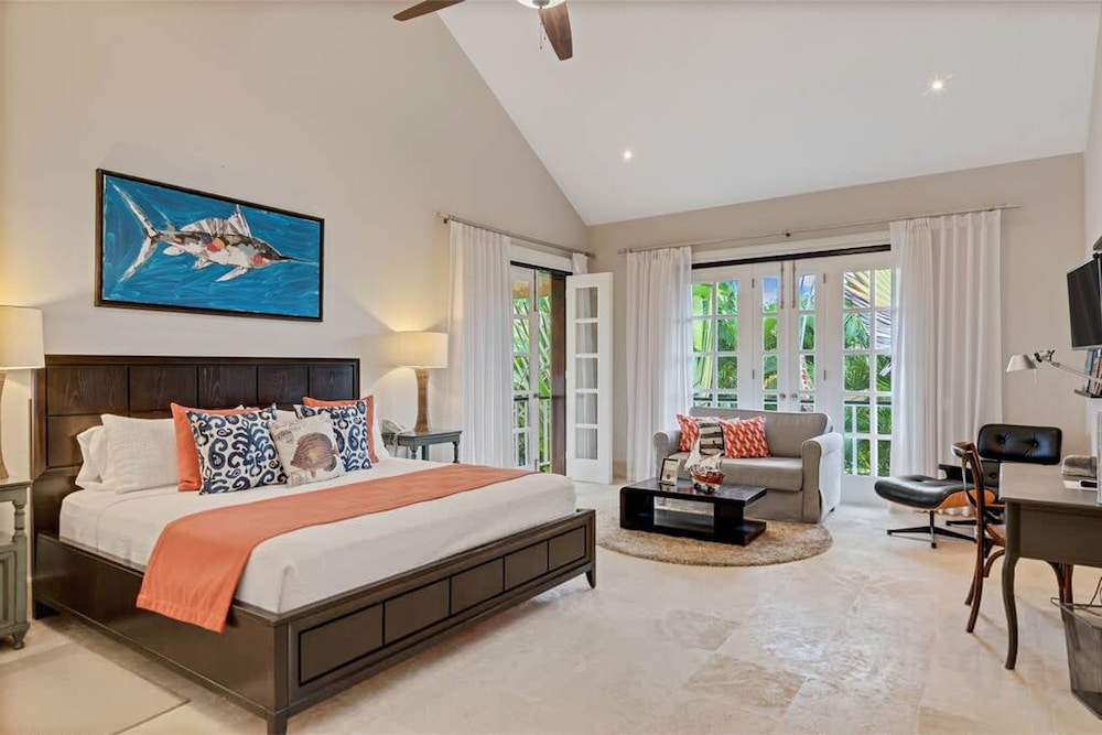 Sophisticated Villas With Private Pools and Staff
