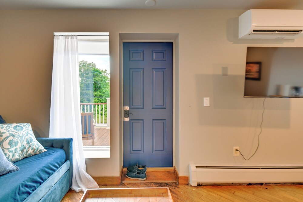 Cozy Meredith Studio Near Lakes & Downtown
