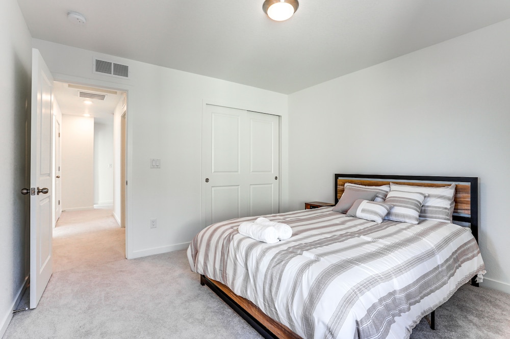 Miscellaneous Market Vacations - Spacious Commerce City Home: 16 Mi to Denver! - Property Image 5