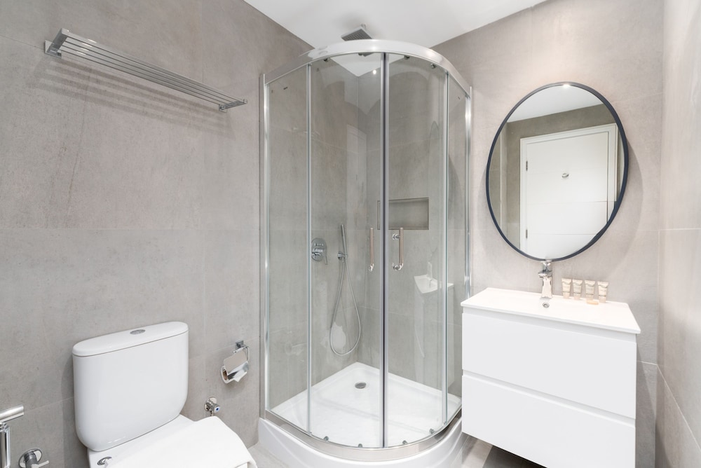Sleek 3BR Maid s Room w Burj Khalifa View