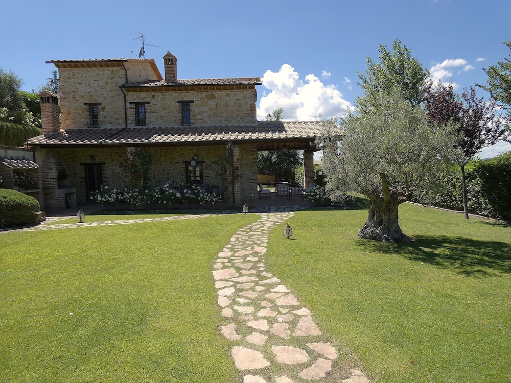 I Escape to Umbria, Quiet
