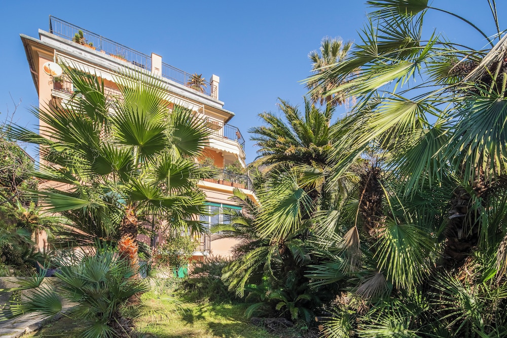 Green Home Seaside Parking Wifi Ac Genova