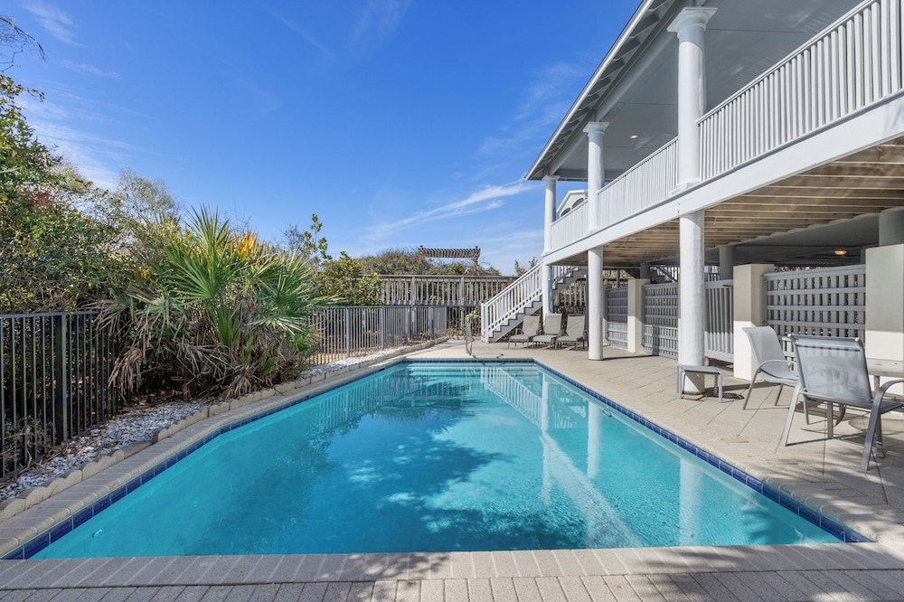 A Winterpast by the Sea - Gulf Front on 30A With Private Pool!