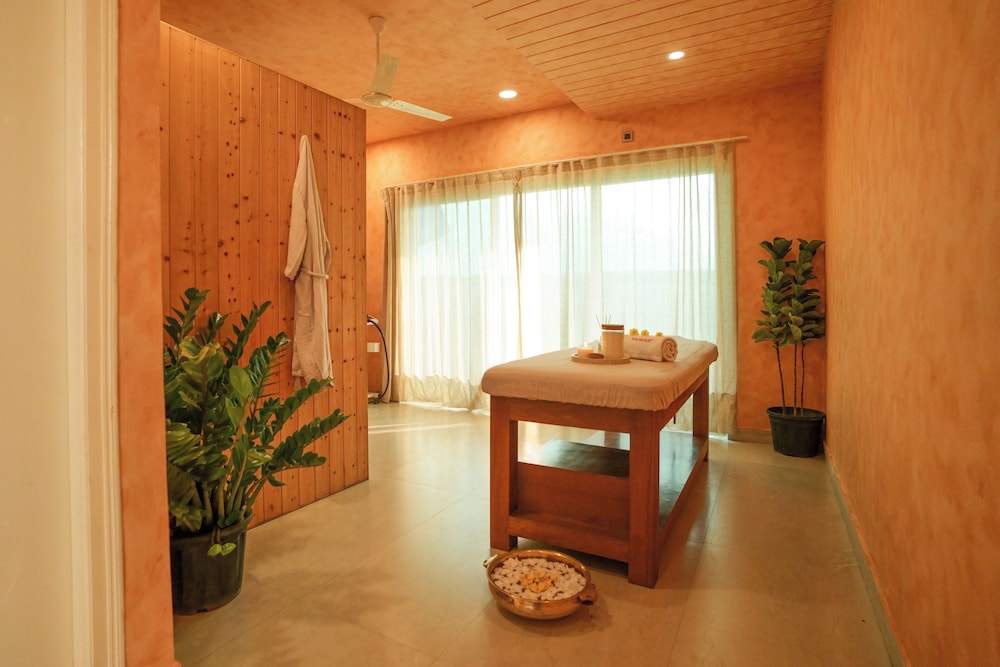 VSR VRIKSHA NATURE CURE CENTER