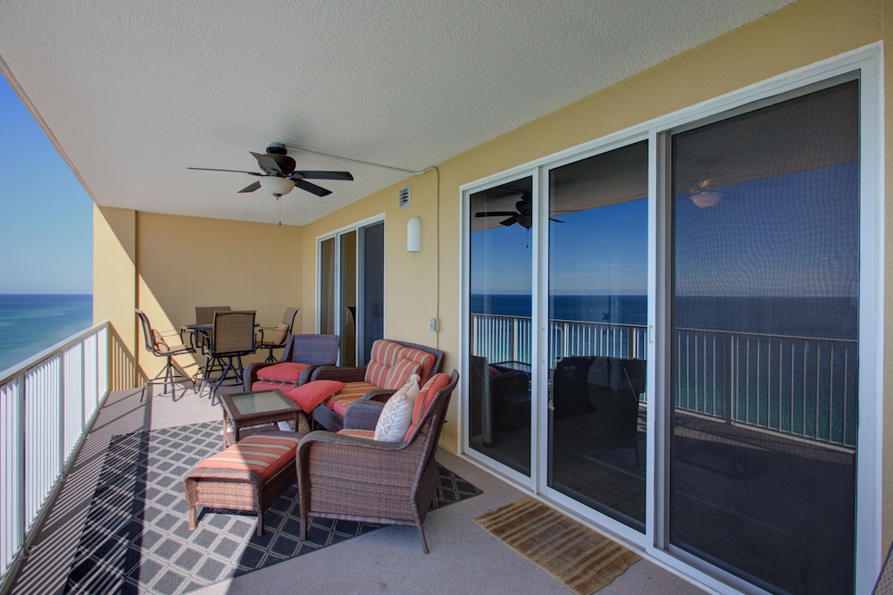 Tropic Winds 2102 by Forehand Rentals view 5
