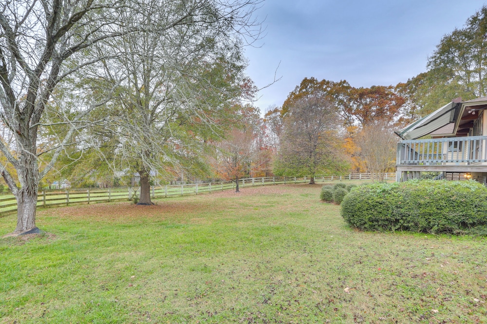 Secluded Countryside Home w/ Deck in Siler City
