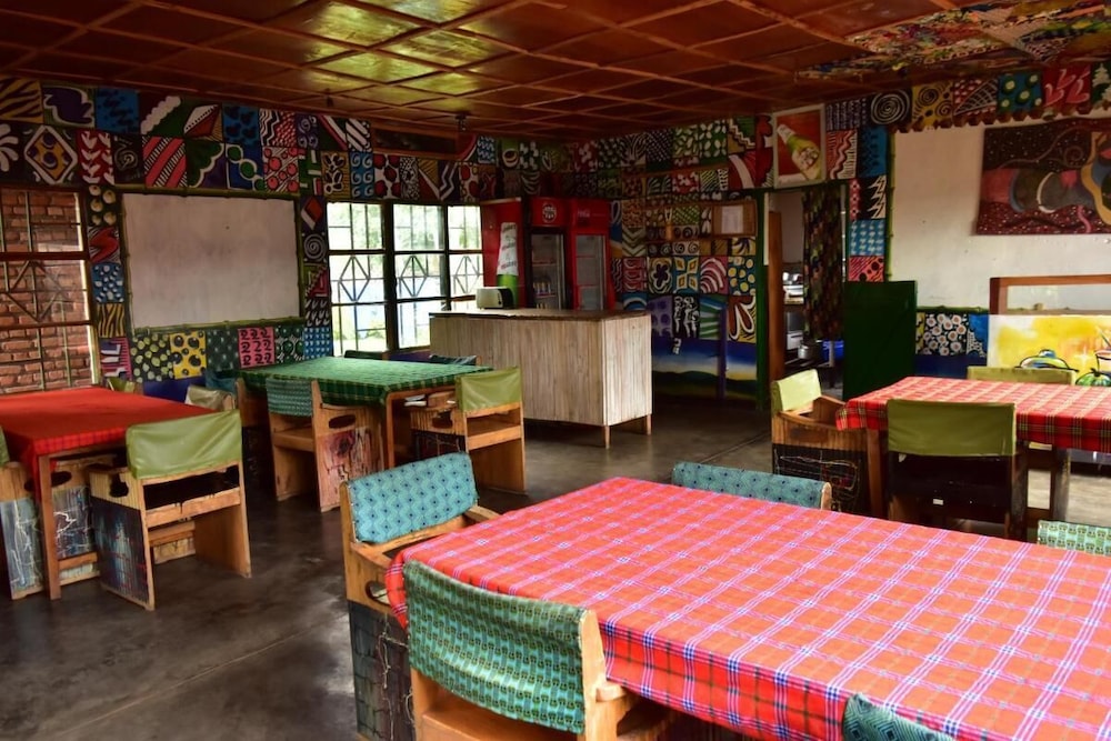 Room in B&B - Red Rocks Rwanda - Safari Tent Twin