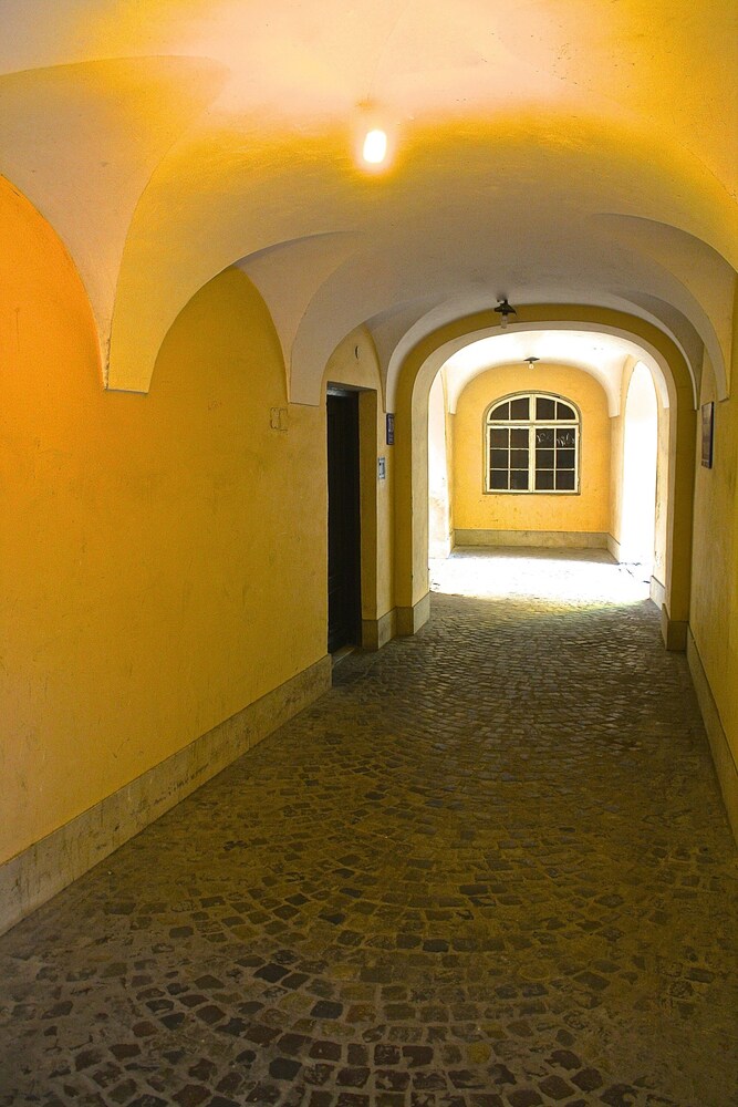 Old Town Snug