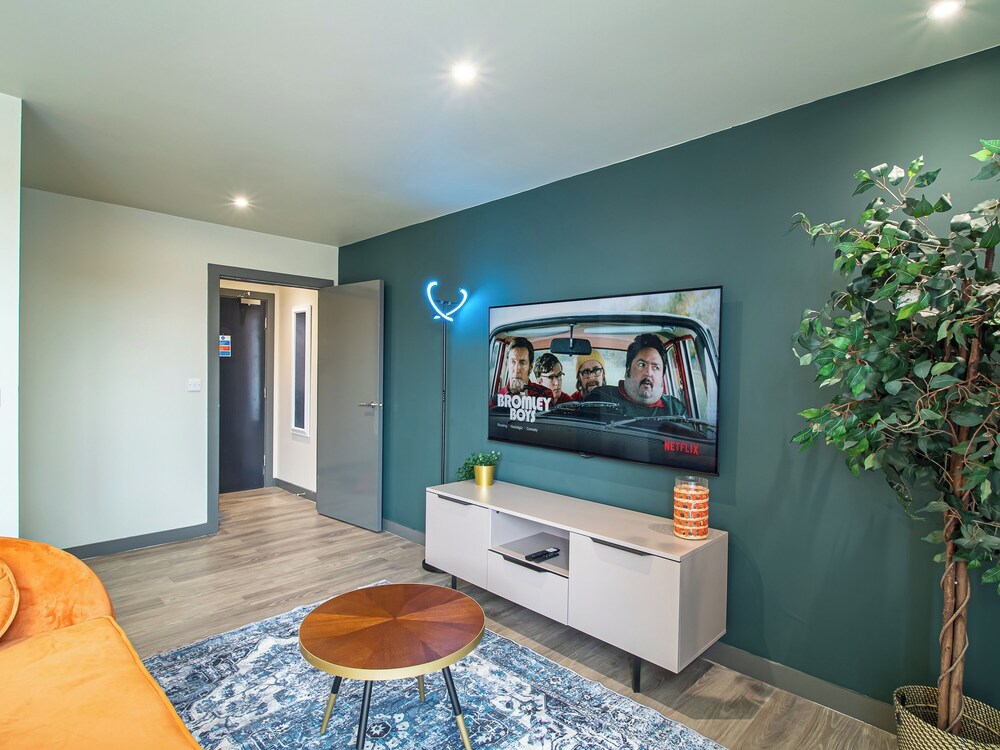 Sheffield City Escape - Modern Apartment