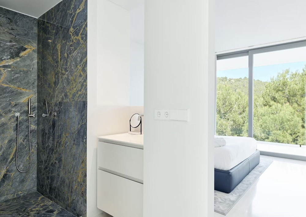 Stylish Villa Near Ibiza Town