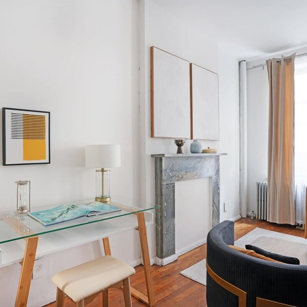 1288-3rn New Renovated 1 Bedroom in UES