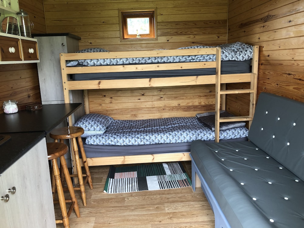 Beehive @ Westcote Glamping- Campsite view 2