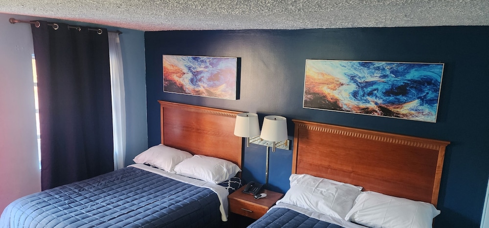 RELAX INN - Property Image 1