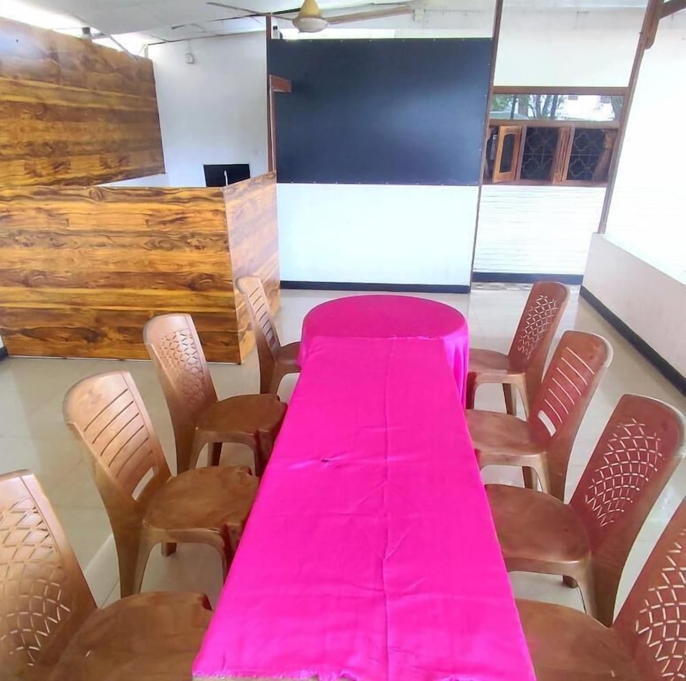 New Araliya Resort
