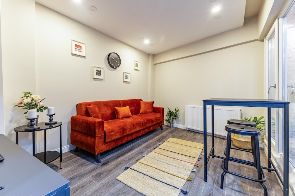 Fully Furnished Magnificent Flat in Sisli