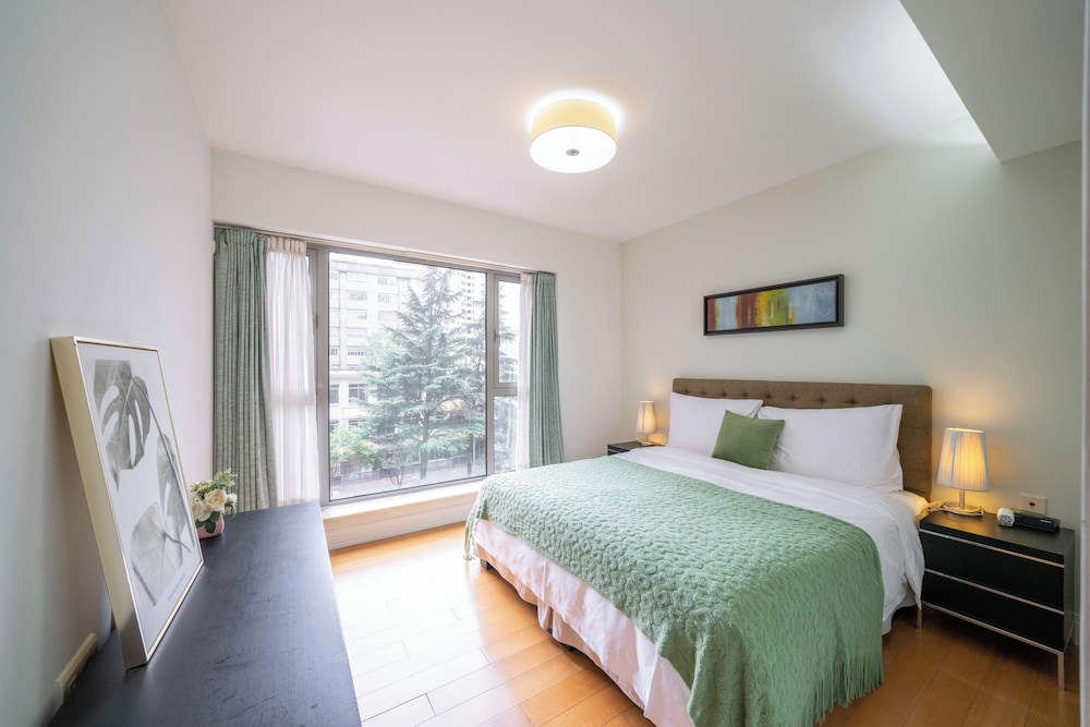Tyms Spacious 3BR 2BA Retreat Xujiahui