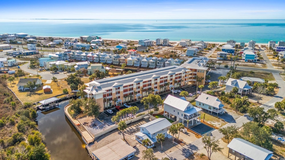 Waterside Village by Panhandle Getaways