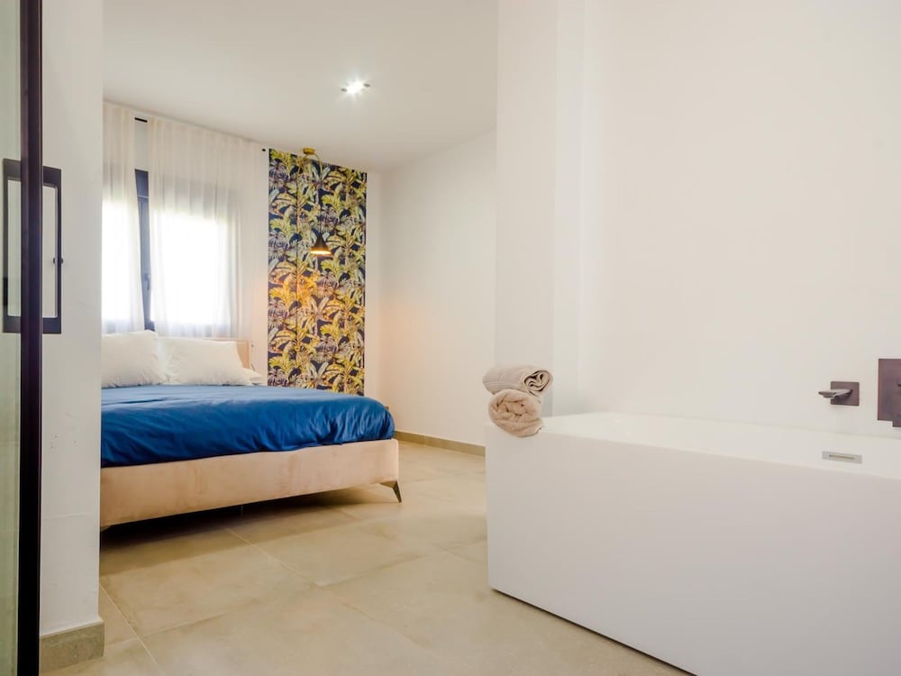 Villa Minerva 15083 in Chiclana