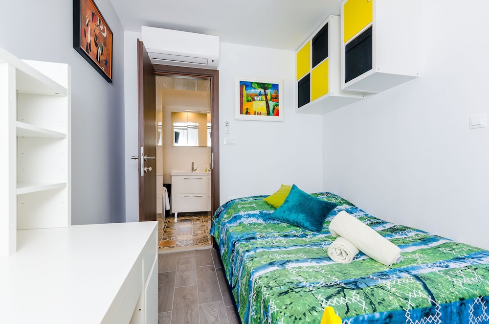 Apartment & Room Sunset Beach