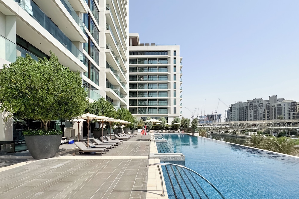PVH - 1BR Sea View - Palace Residence