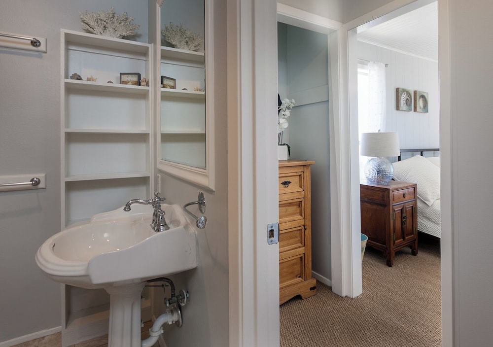 Bermuda Blue by Ryson Vacation Rentals