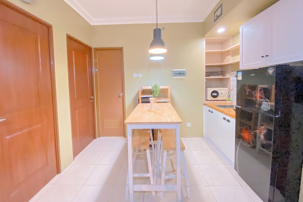 Gorgeous 2Br At Grand Setiabudi Apartment